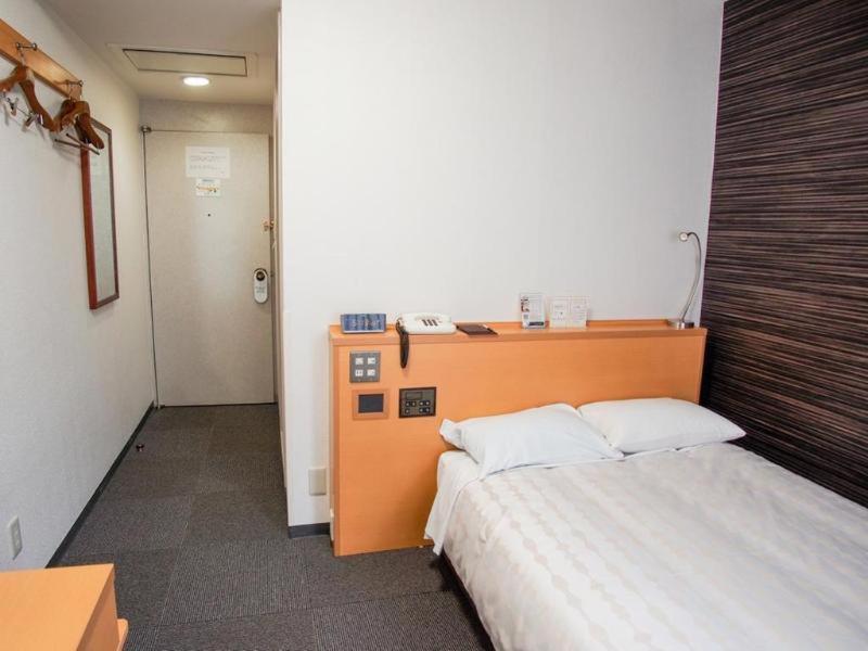 Hotel Shin Osaka Rum bild