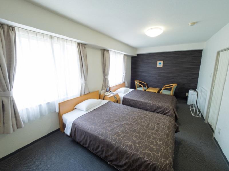 Hotel Shin Osaka Exteriör bild